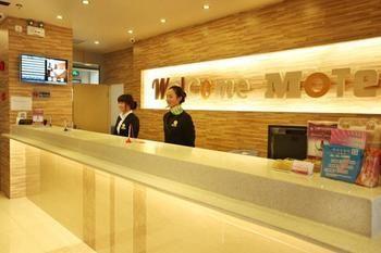 Motel 168 Shanghai Nanhui Huinan Subway Station ภายนอก รูปภาพ